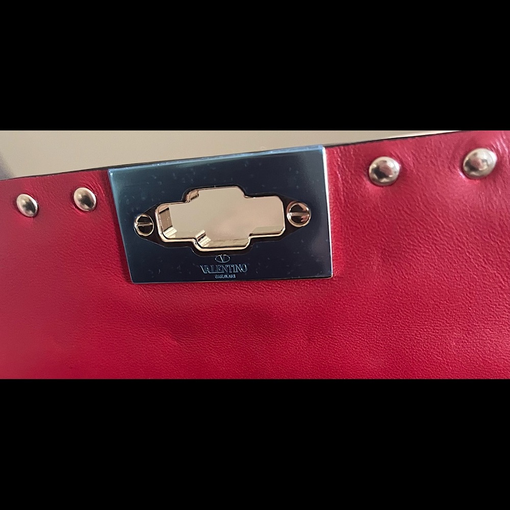 Valentino Garavani Nappa Rockstud Spike medium bag - Picture 6 of 9